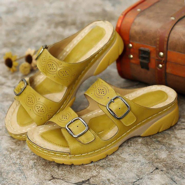 Woman Arizona Soft Footbed Oiled Nubuck Leather Comfy Sandals