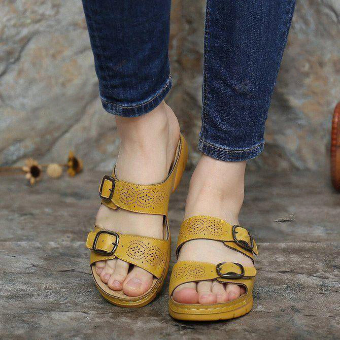 Woman Arizona Soft Footbed Oiled Nubuck Leather Comfy Sandals