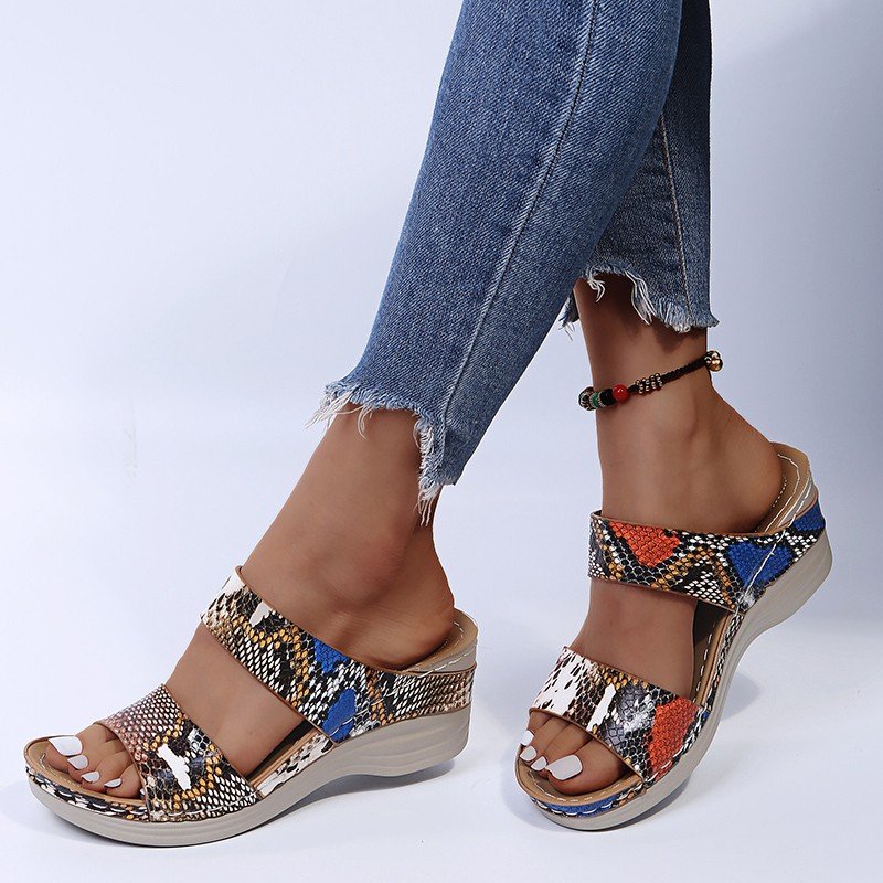 👍Last Day Promotion 70% OFF – 2023 🌹New Leopard Print Leather Wedge Soft Sole Sandals